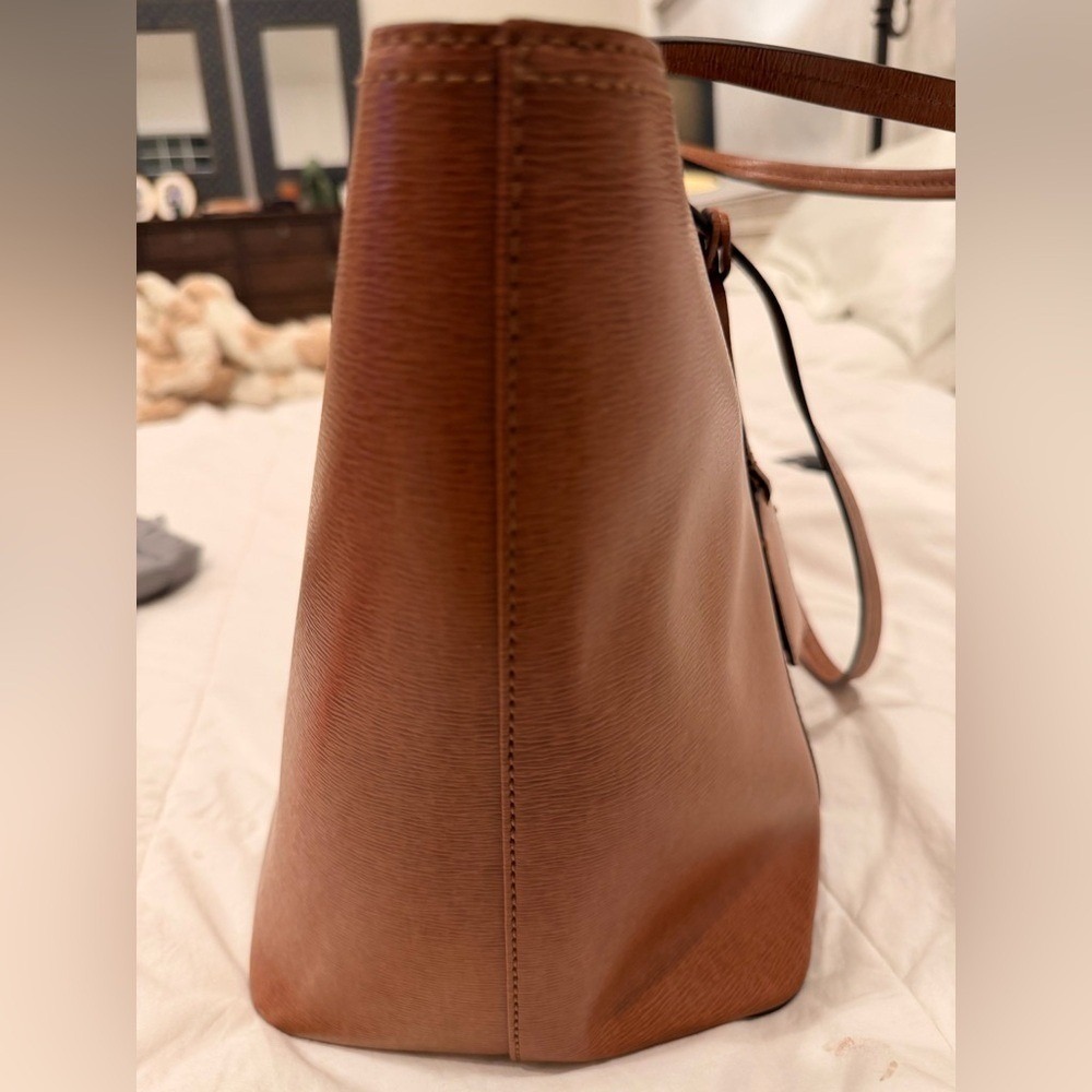 Lauren Ralph Lauren Whitney Pocket‎ Leather Tote Brown Gold Charm - Picture 7 of 11